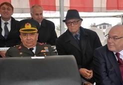 MHP'li vekil tören alanını terk etti