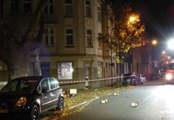 Almanya'da bir Türk'e ait binaya molotoflu saldırı