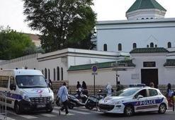 Fransa'da daha fazla cami ve mescidin kapatılabileceği açıklandı