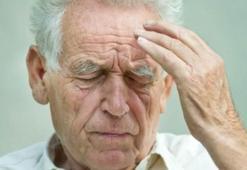 Alzheimer hastalığı nedir? Belirtileri nelerdir?
