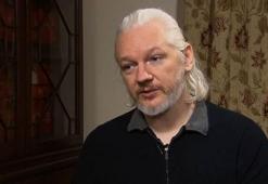 Julian Assange tecavüz iddialarıyla ilgili sorgulandı