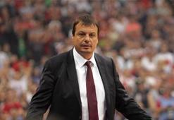 Galatasaray'da iki oyuncu kadro dışı kaldı