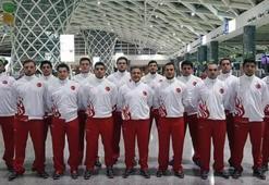 Şampiyon Milliler yurda döndü!