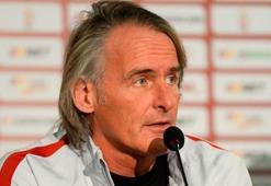 Riekerink: Oyuncularıma saldırmayın!