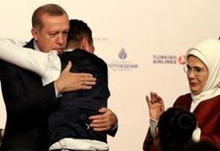 Erdoğan'ı görünce dayanamadı sarıldı