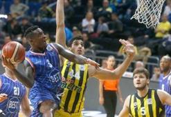 Fenerbahçe, BEST Balıkesir'e fark attı