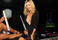 Joanna Krupa'dan çıplak paylaşım!