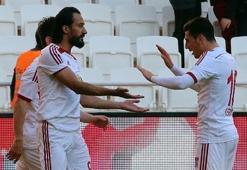 Sivasspor'da flaş ayrılık! İki isim ile...
