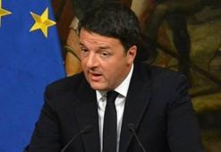 İtalya Başbakanı Matteo Renzi istifa etti
