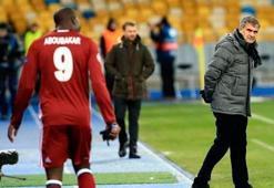 Şenol Güneş Aboubakar’a patladı
