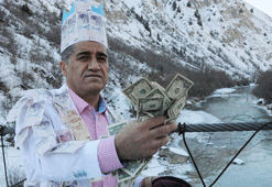Hakkarili türkücüden ‘Dolar bozdurma’ kampanyasına ilginç destek