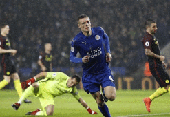 Leicester, Manchester'a patladı