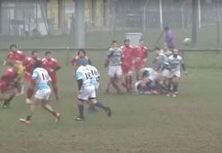 Kadın hakeme vurdu, kariyeri bitti!