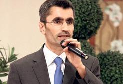 Emin &#199;ıkrık&#231;ı’nın okullara buyruğudur; yılbaşı yasak