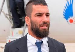 Arda Turan Paris'te düğüne katıldı