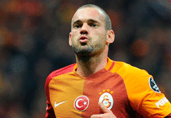 Sneijder: Van Gaal ile sorunlar yaşadım