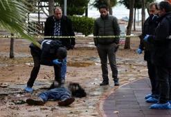 Mersin'de parkta yanmış ceset bulundu