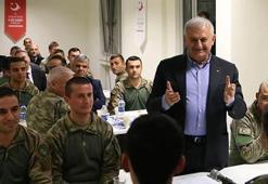Başbakan Yıldırım: Sizler bizim Fırat Kalkanı'ndaki kahramanlarımızsınız