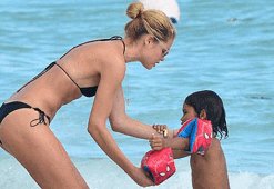 Doutzen Kroes'tan 10 günde 2 tatil