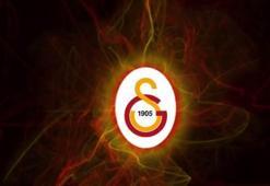 Galatasaray'da şok! İki oyuncu resmen gönderildi