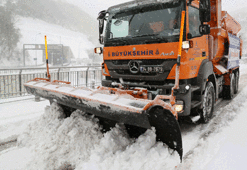 İstanbul'da kar kalınlığı 120 santimetreye ulaştı