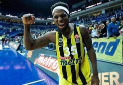 Bobby Dixon ile 2 yıl daha!