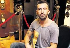 Diğer yanımı müzikle gösteriyorum
