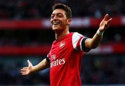 Almanya’da yılın milli futbolcusu Mesut Özil