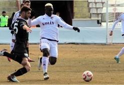 4 gol, kırmızı kart kazanan yok!