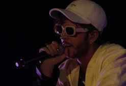 Oscar and the Wolf hayranlarını büyüledi