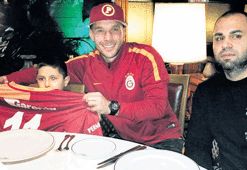 Ben de sokaktan geldim