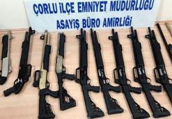 Kargo kolisinden 12 ruhsatsız tüfek çıktı