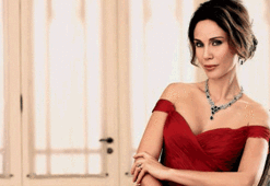 Demet Şener'den ilginç paylaşım