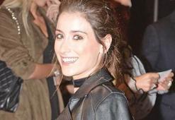 Hazal Kaya ekranlara geri dönüyor!