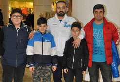 Hasan Şaş'tan karne hediyesi