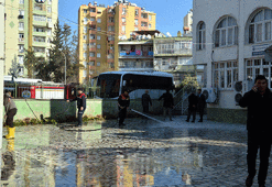 Başbakan'a Cuma namazı hazırlığı