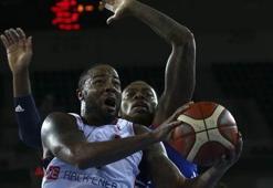 Anadolu Efes Ankara'da kazandı