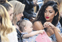 Camila Alves bebeklerin dilinden anlıyor!