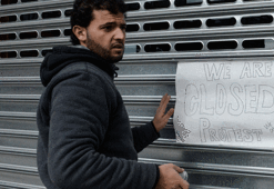 New York'ta esnaf kepenk kapattı