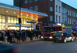 Londra'da kaos! Tahliye edildi!