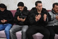 Sivassporlu futbolculardan şehit ailesine ziyaret