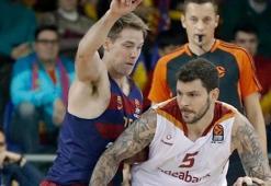 Galatasaray, İspanya'da Barça'yı yıktı!