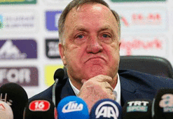 Advocaat ayrılıyor