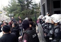 Marmara Üniversitesi'nde tehlikeli gerginlik