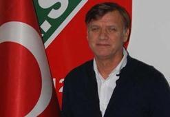 Karşıyaka'da Turgut Uçar istifa etti