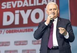 ‘Onlar önde biz arkada’