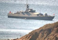 Türk Sahil Güvenlik uçağı Kardak’ın üzerinde alçak uçuş gerçekleştirdi