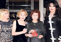 Türkan Sabancı’ya onur ödülü