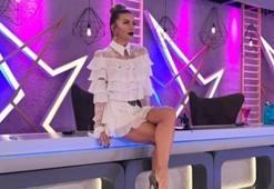 Ivana Sert, süper mini elbisesiyle yürek hoplattı