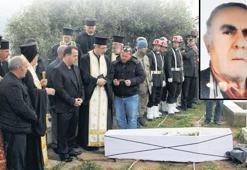Kore gazisi kiliseden askeri törenle uğurlandı